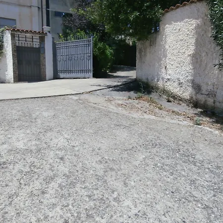 Casale Irina