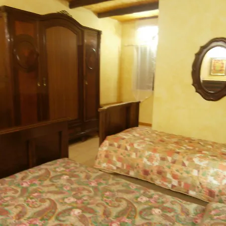 Bed & Breakfast Casale Irina *