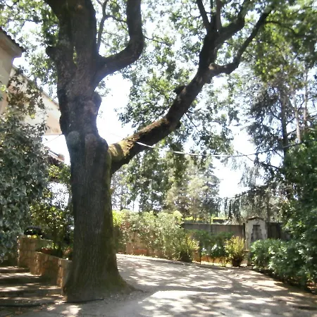 Bed & Breakfast Casale Irina *