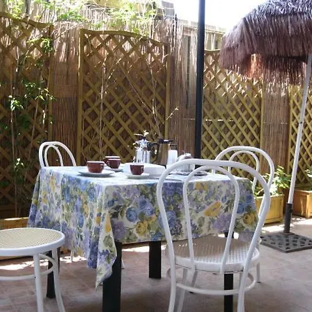 Bed & Breakfast Casale Irina *