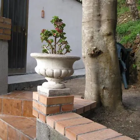 Bed & Breakfast Casale Irina *